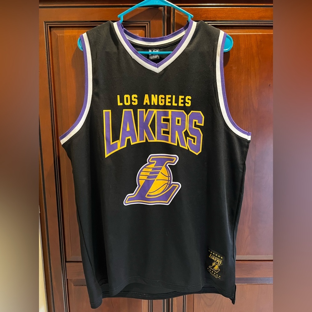 Ultra Game - Los Angeles Lakers Jersey Men’s NBA Basketball LeBron James - XL